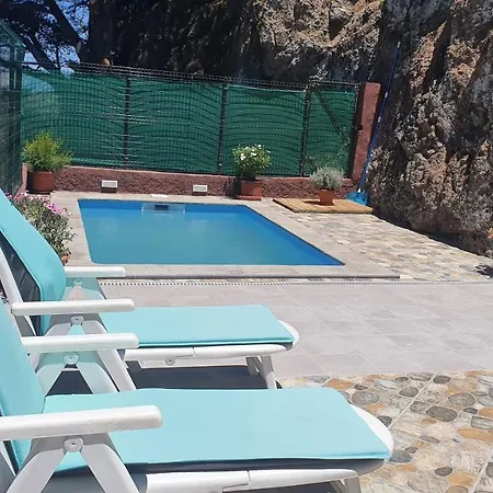 בית נופש Casa Cueva Paquito וגה דה סן מטאו