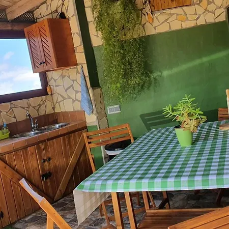 Casa Cueva Paquito * וגה דה סן מטאו