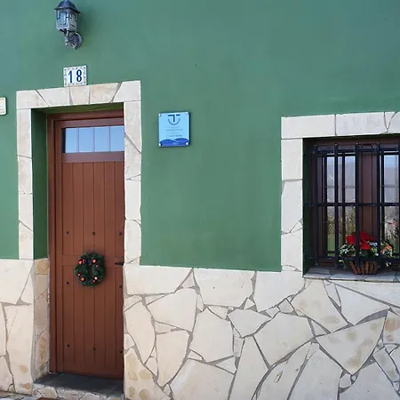 Casa Cueva Paquito