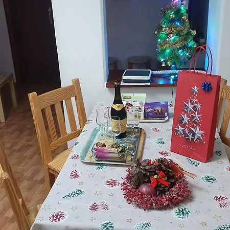 Casa Cueva Paquito * וגה דה סן מטאו