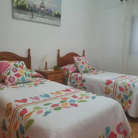 בית נופש Casa Cueva Paquito *