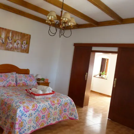 Casa Cueva Paquito בית נופש
